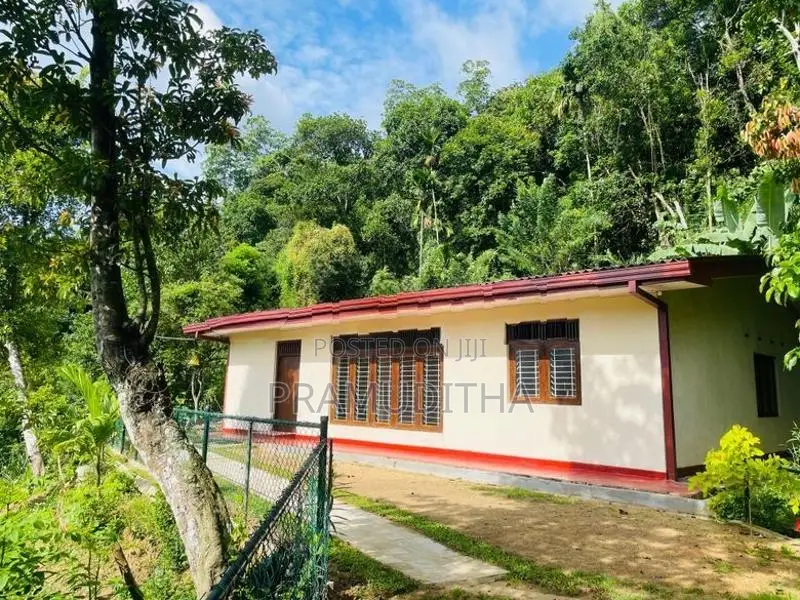 House For Sale In Peradeniya