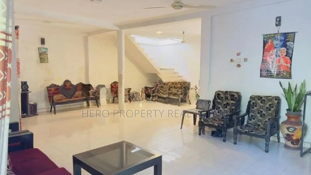 HJR104 - Two Storey House for Rent in Kiribathgoda