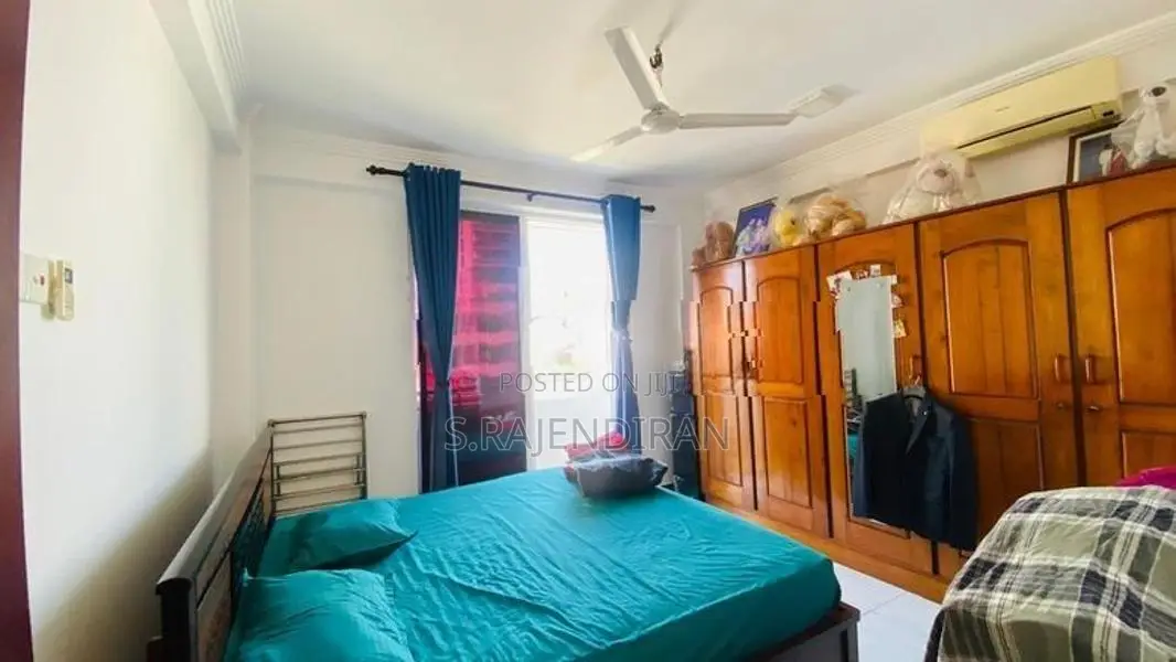 apartment for sale in Wellawatta seasite