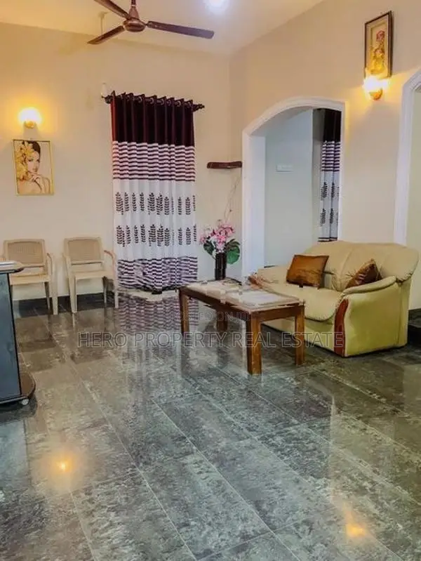 HCR063 - Fully Furnished Luxury House for Rent in Kalubowila