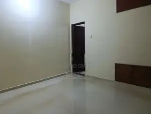 ground floor 2BR house for rent in watrapola road mount lavinia