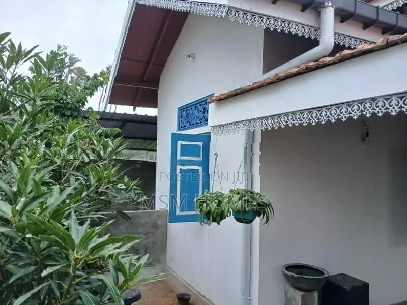3 Bed Rooms House For Sale in Negombo