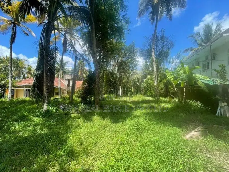 Residential Land For Sale In Thalawathugoda