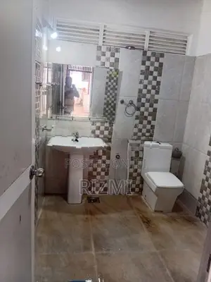 first floor 3BR house for rent in mount lavinia gunaratna mawata