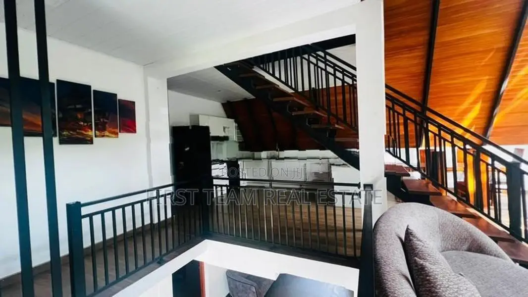 කුන්ඩසාලේ නගරයට ඉතා නුදුරින් Private Villa එකක්