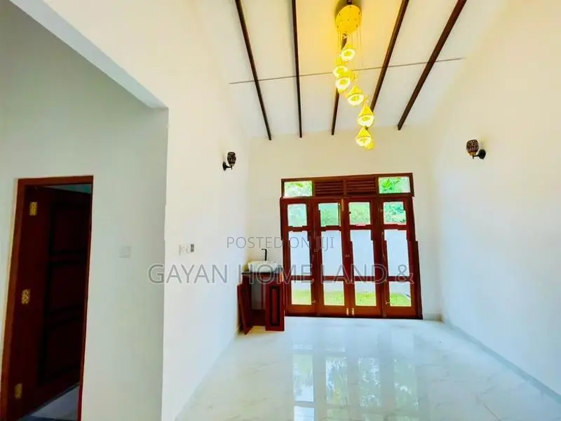Piliyandala Brand New Single Storey Quality House For Sale