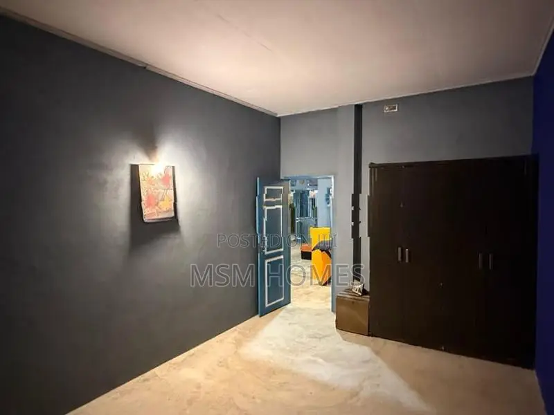 3 Bed Rooms House For Sale in Negombo