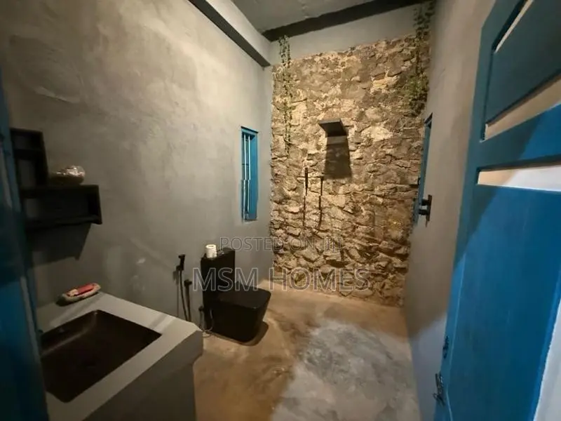 3 Bed Rooms House For Sale in Negombo
