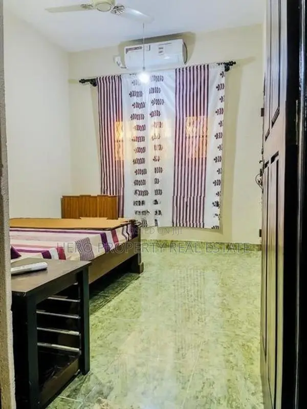 HCR063 - Fully Furnished Luxury House for Rent in Kalubowila