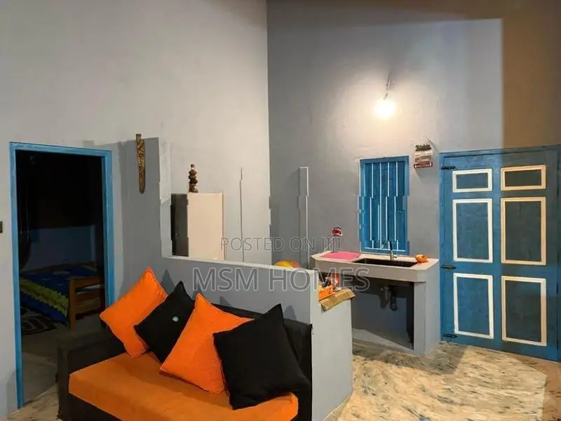 3 Bed Rooms House For Sale in Negombo
