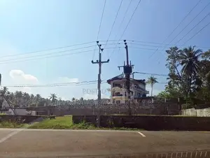 Paddy Land for Sale – Bataleeya Junction, Kadjugama, close to Kandy Ro
