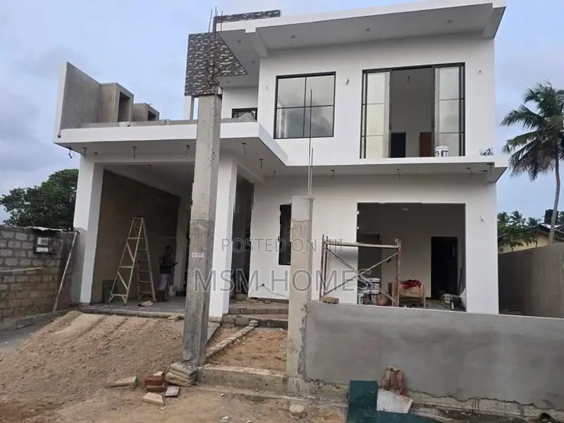 Newly Build Luxury Box Modern House For Sale in Negombo
