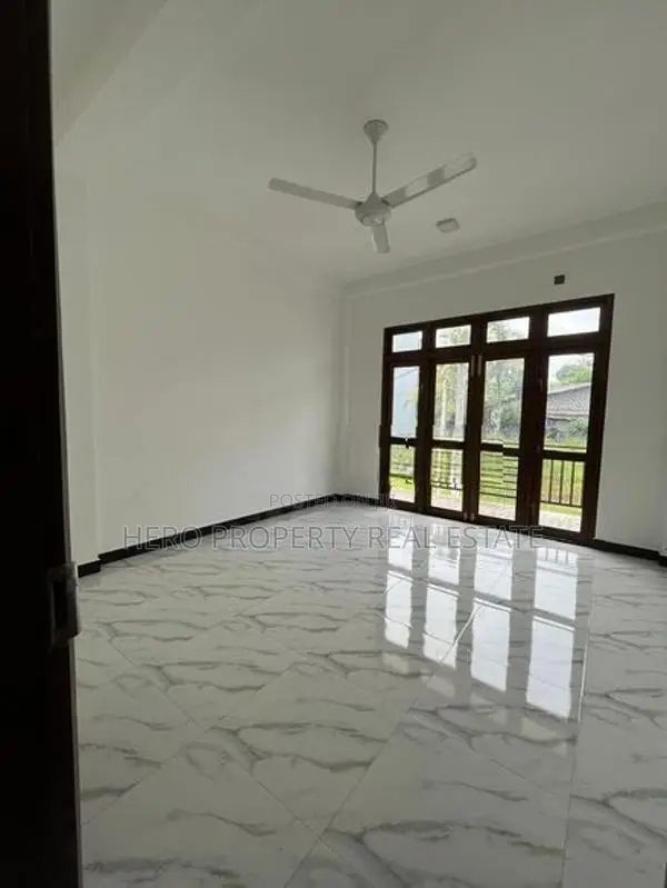Modern House for Rent in Madapatha
