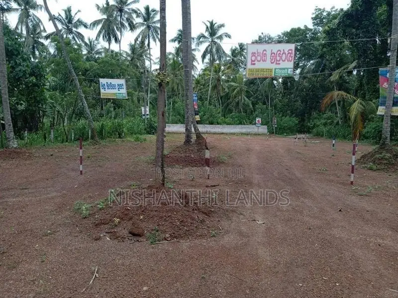 Prime Land for Sale in Mirigama