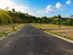 Homagama Meegoda Land for Sale