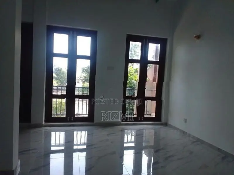 brand new first floor 3BR modern house for rent in dehiwala waidya roa