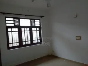 3 storey 9BR separate units house for rent in dehiwala waidya road
