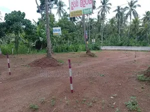 Premium Land for Sale in Mirigama