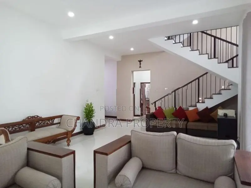 Kandana Newly Built Luxury Upstairs House for Immediate Sale