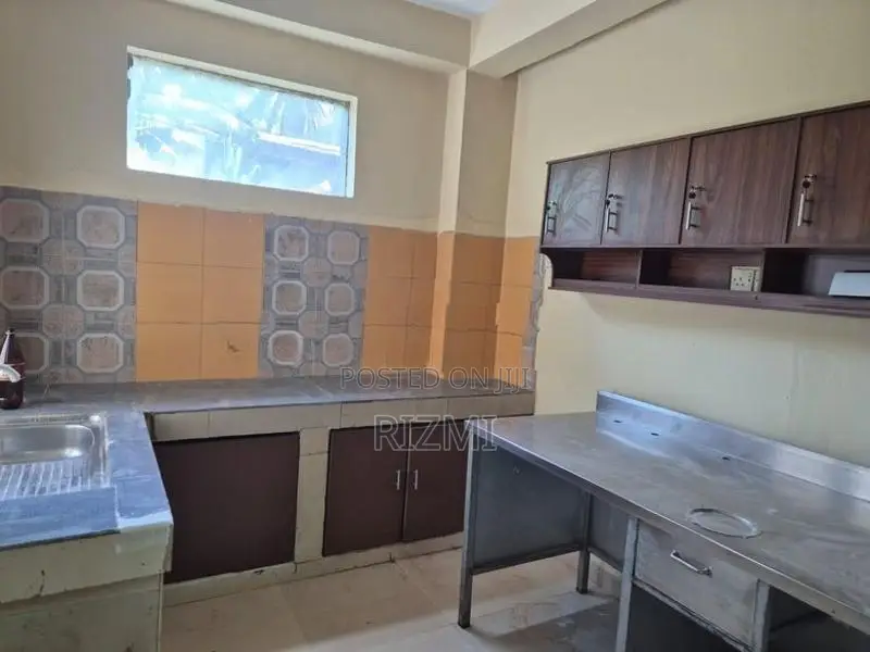 ground floor 2BR house for rent in kohuwala you very close to main rd