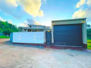 Brand New Spacious Solid Single Storey House in Kiriwaththuduwa