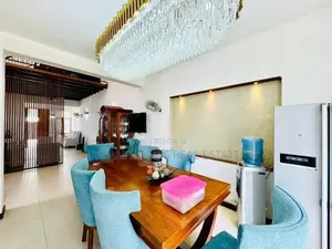 Stunning 2-Storey House for Sale in Thalawathugoda Town
