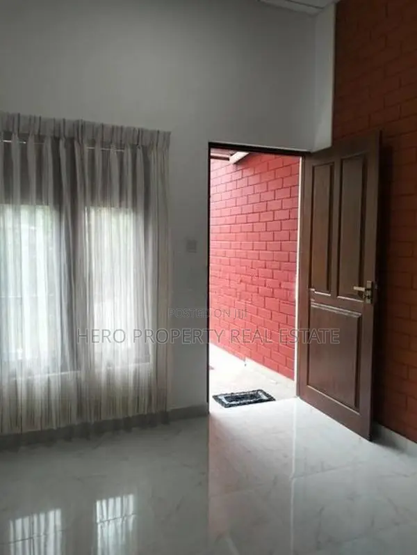 HJR103 - Upstairs House for Rent in Kadawatha