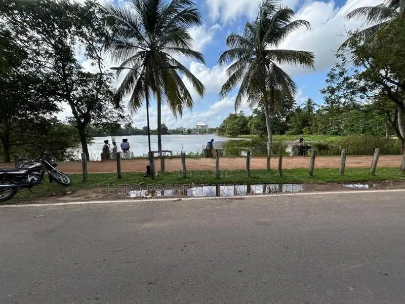 Valuable 17.5 Perches Land for Sale in Kesbawa