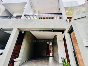 Luxury Modern House for Rent in Kottawa Makumbura