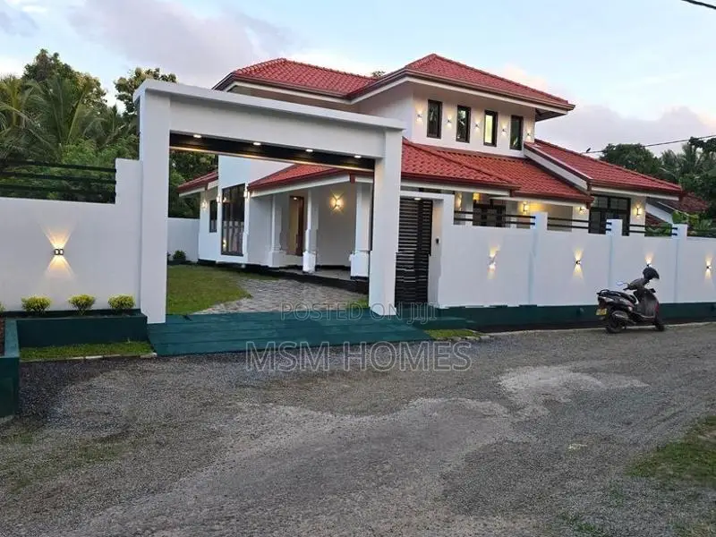 Solid Brand New House For Sale in Negombo