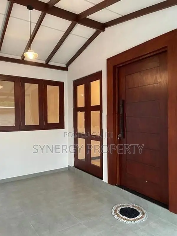 Modern Brand New House for sale Athurugiriya