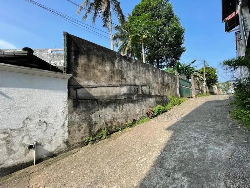 22 Perches Bare land for sale in Madinnagoda Road, Rajagiriya