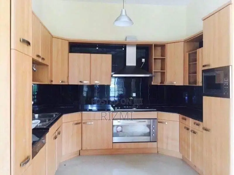 3BR 2 storey individual house for rent in nugegoda udahamulla