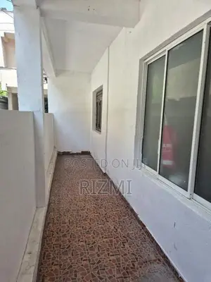 ground floor 2BR house for rent in kohuwala you very close to main rd