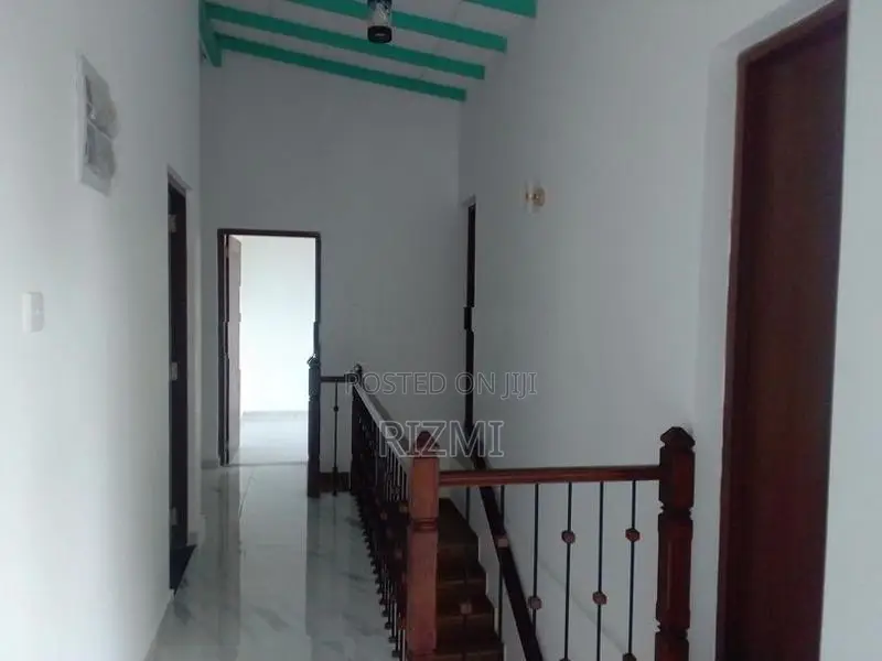 brand new first floor 3BR modern house for rent in dehiwala waidya roa