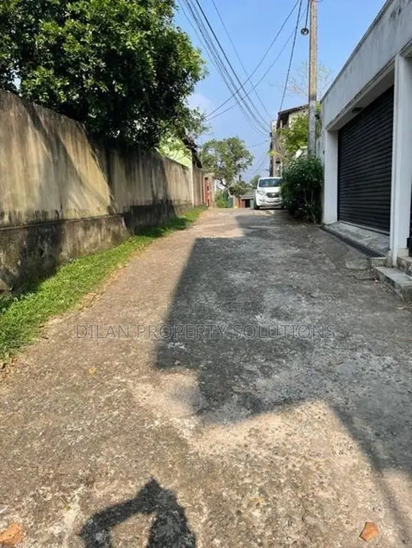 22 Perches Bare land for sale in Madinnagoda Road, Rajagiriya