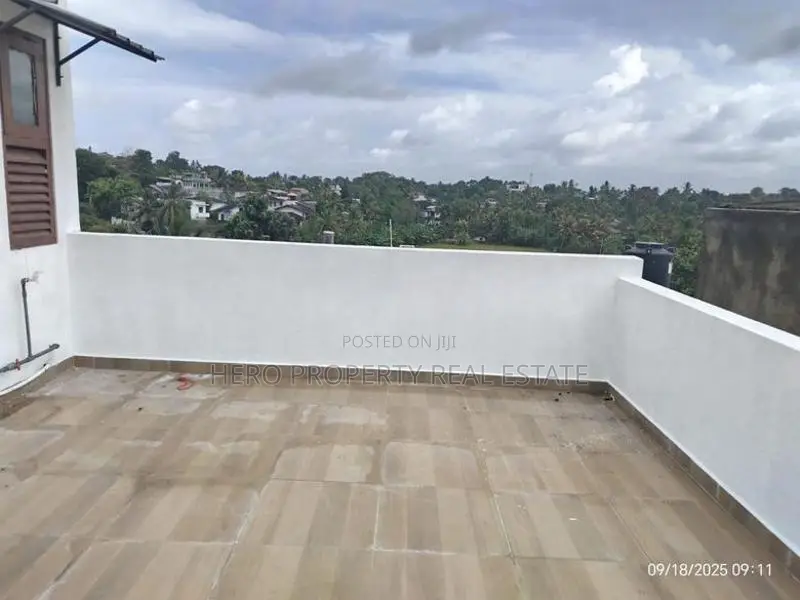 HMR050 Full Furnished Luxury House for Rent in Piliyandala