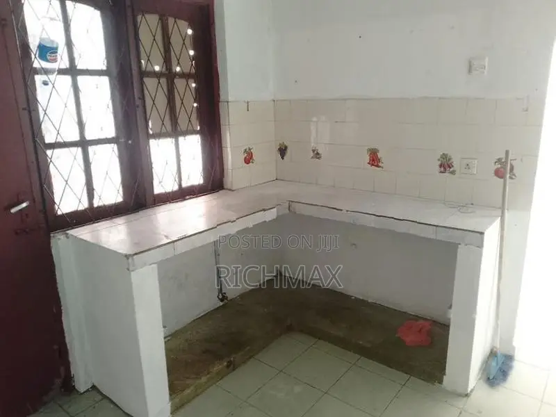 individual House for Sale in Kalubowila