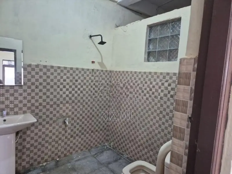 ground floor 2BR house for rent in kohuwala you very close to main rd