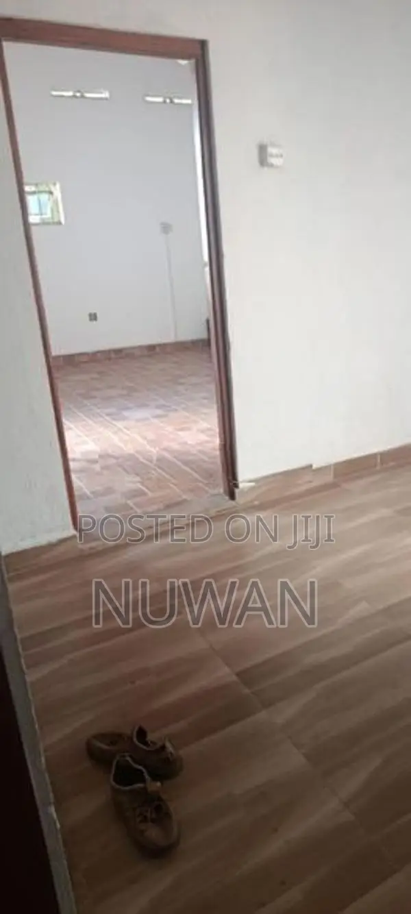 (MAR8028) Road facing Upper floor house in Maharagama