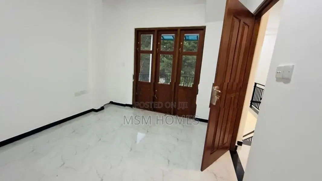 Garden Brand New Box Modern House For Sale in Negombo