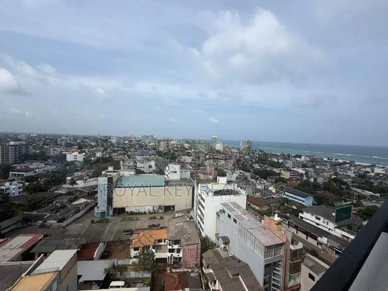 🏢 Barrington Tower - 03 Bedroom Unfurnished Apartment for Sale