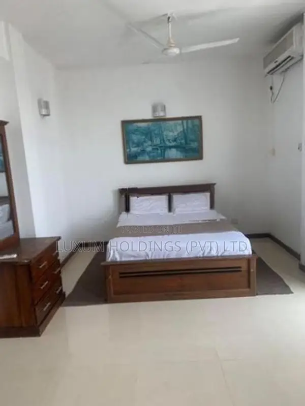 Penthouse For Rent In Edmonton Residencies Colombo 06 [ 1305C ]
