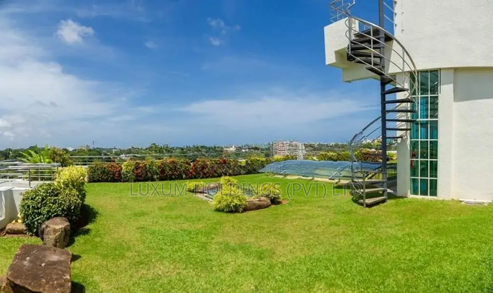 Penthouse For Rent In Edmonton Residencies Colombo 06 [ 1305C ]