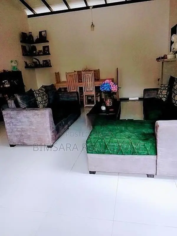 3-BR Single Story Family Home for Sale in Madapatha, Piliyandala|SH153