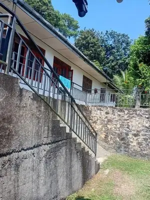 3 Bedroom Single Story House Near Karapitiya Galle