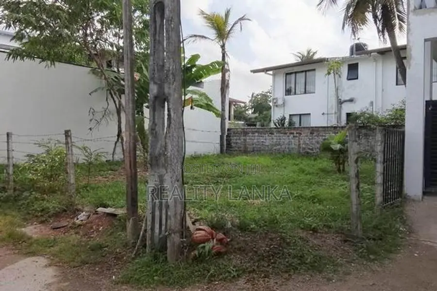 Land for sale (3993) Moratuwa