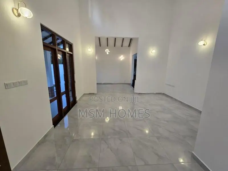 Single Story Brand New House For Sale @ Negombo