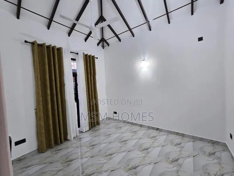 Up Brand New House For Sale in Negombo