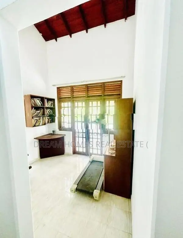 Spacious Family Home for Sale in Pitipana North, Homagama